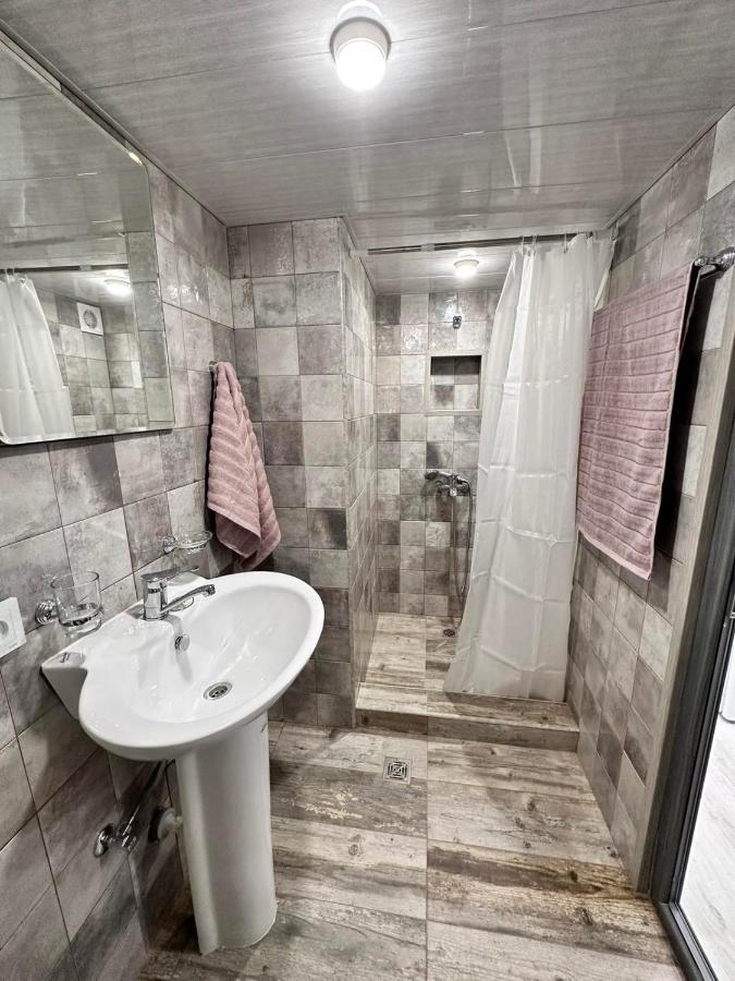 Mandarin Hotel Erywań Zewnętrze zdjęcie